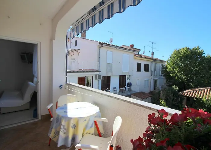 Appartement Leticija Near Center